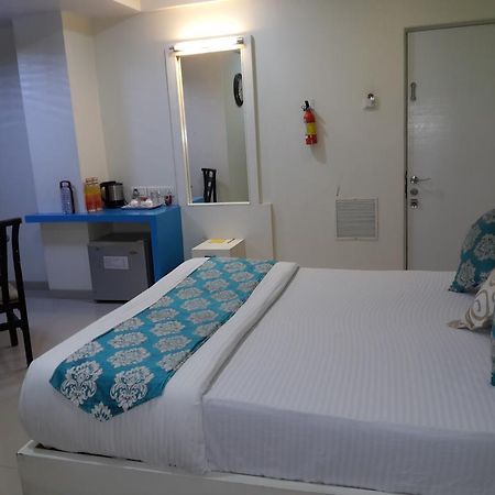 Hotel Peace Park Panvel Εξωτερικό φωτογραφία