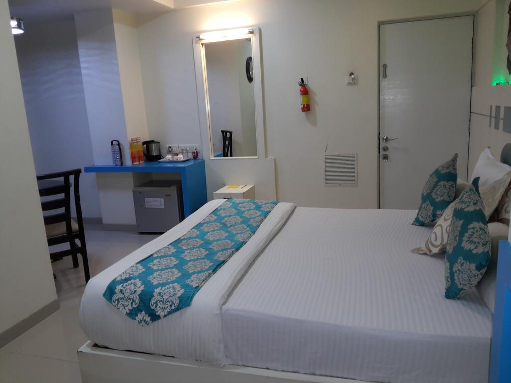 Hotel Peace Park Panvel Εξωτερικό φωτογραφία